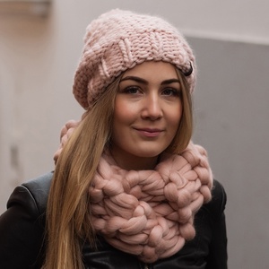 Vastag kötött pom-pom slouchy sapka - több színben - Meska.hu