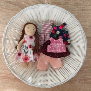 Dorka baba ruhatárral  - játék & sport - baba & babaház - öltöztethető baba - Meska.hu