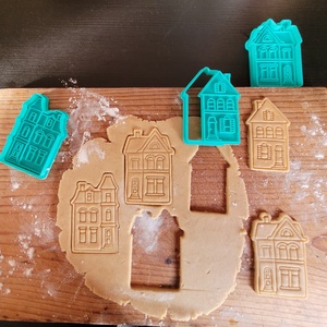  Bájos házikók sütikiszúró szett � Viktoriánus stílusú házikók 3D nyomtatott kekszforma, kedves ünnepi szaggató - otthon & életmód - konyhafelszerelés, tálalás - sütés, főzés - sütikiszúró - Meska.hu