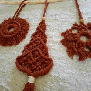 Makramé fenyőfás fali dísz - Meska.hu