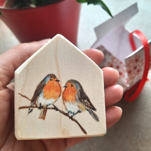 Házikó egyedi festéssel - Vörösbegy; Valentin-napra, Nőnapra vagy más alkalomra, Otthon & Életmód, Dekoráció, Asztal és polc dekoráció, Asztaldísz, Famegmunkálás, Festett tárgyak, MESKA