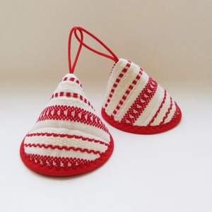 Edényfogó, fedőfogó, fülfogó - magyaros, szőttes anyagból, piros szegéllyel (2 db)  - otthon & életmód - konyhafelszerelés, tálalás - konyhai textil - edényfogó & edényfedő - Meska.hu