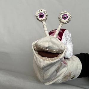 Csodacsiga báb - játék & sport - bábok - kesztyűbáb - Meska.hu