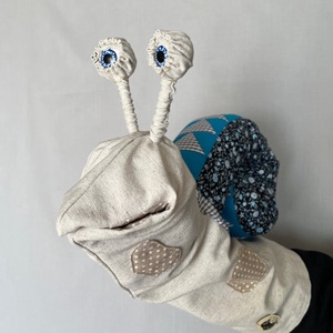 Csodacsiga báb - Kék - virágos, Játék & Sport, Bábok, Kesztyűbáb, Baba-és bábkészítés, Varrás, MESKA