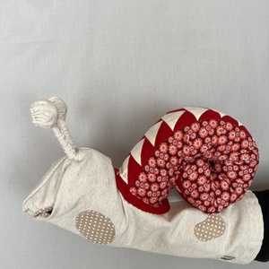 Csodacsiga báb - Piros - játék & sport - bábok - kesztyűbáb - Meska.hu