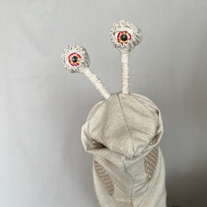 Csodacsiga báb - Piros - játék & sport - bábok - kesztyűbáb - Meska.hu