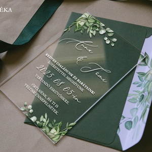 Plexi esküvői meghívó bélelt borítékkal, akril meghívó - zöld leveles grafika, Esküvő, Meghívó & Kártya, Meghívó, Festészet, Fotó, grafika, rajz, illusztráció, MESKA