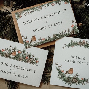 Madaras koszorús karácsonyi képeslap - színes mintával - karácsony - karácsonyi ajándékozás - karácsonyi képeslap, üdvözlőlap, ajándékkísérő - Meska.hu
