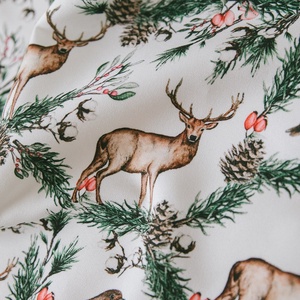 Textilszalvéta  szarvas és vörösbegy  színes grafikával - Meska.hu