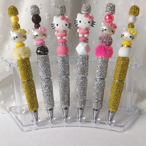 Kézműves Hello Kitty tollak  - Meska.hu