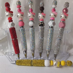 Kézzel készült Hello Kitty tollak - Meska.hu