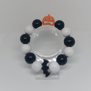 Halloween karkötő - tök és denevér dísszel - otthon & életmód - dekoráció - halloween - halloweeni ékszerek - Meska.hu