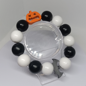 Halloween karkötő - tök és denevér dísszel - otthon & életmód - dekoráció - halloween - halloweeni ékszerek - Meska.hu