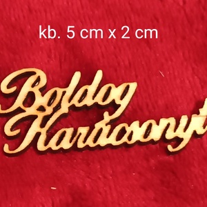 Lézervágott fa Boldog Karácsonyt felirat - kellékek & szerszámok - dekorációs kellékek - egyéb kellékek - Meska.hu