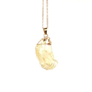 Ragyogó önbizalom citrin nyers medál nyaklánccal 2�3cm - Meska.hu