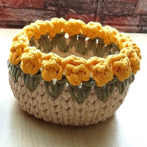 Tulipános horgolt tároló - otthon & életmód - dekoráció - asztal és polc dekoráció - dekorációs tál, tartó - Meska.hu