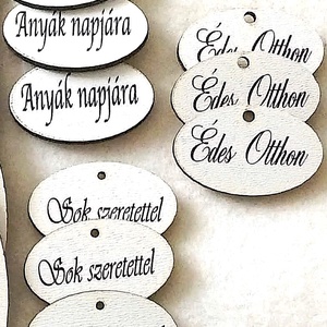 Horgolt  virágos , tulipános tábladísz - otthon & életmód - dekoráció - fali és függő dekoráció - függődísz - Meska.hu