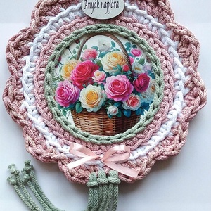 Horgolt  virágos szegélyű tulipános tábla  - Meska.hu