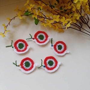 Horgolt kokárda gyereknek - ékszer - kitűző és bross - Meska.hu