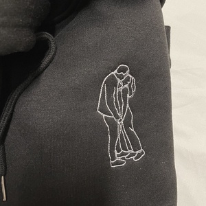 Egyedi hímzett pulóver saját fényképről készített vonalrajzzal - ruha & divat - páros szett - női-férfi páros szett - Meska.hu