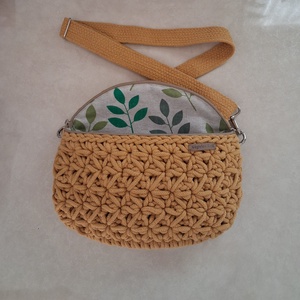 Horgolt övtáska - táska & tok - kézitáska & válltáska - vállon átvethető táska - Meska.hu