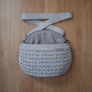 Horgolt övtáska - táska & tok - kézitáska & válltáska - vállon átvethető táska - Meska.hu Horgolt övtáska - táska & tok - kézitáska & válltáska - vállon átvethető táska - Meska.hu