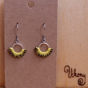 Mini gyöngyöző horgolt fülbevaló (sárga), Ékszer, Fülbevaló, Lógó fülbevaló, Gyöngyfűzés, gyöngyhímzés, Horgolás, MESKA