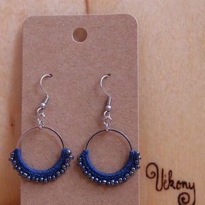 Gyöngyöző horgolt fülbevaló (kék), Ékszer, Fülbevaló, Lógó fülbevaló, Gyöngyfűzés, gyöngyhímzés, Varrás, MESKA