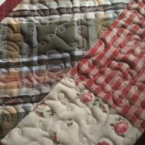 Patchwork, quilt neszesszer, rózsás - táska & tok - neszesszer - Meska.hu