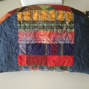 Élénk színösszeállítású, nagy méretű, tulipános neszesszer - Meska.hu