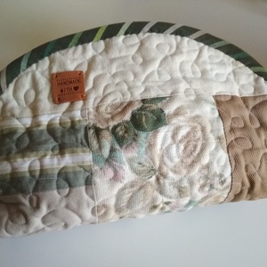 Nagy méretű,  rózsás neszesszer, Táska & Tok, Neszesszer, Patchwork, foltvarrás, Varrás, MESKA