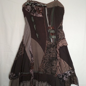 'Jungle' khaki-barna kötényruha - Meska.hu