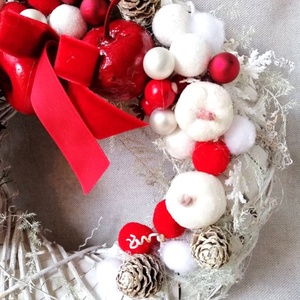 Piros fehér téli kopogtató - karácsony - karácsonyi lakásdekoráció - karácsonyi ajtódíszek - Meska.hu