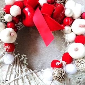 Piros fehér téli kopogtató - karácsony - karácsonyi lakásdekoráció - karácsonyi ajtódíszek - Meska.hu