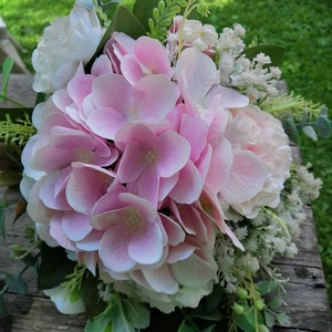 Rózsaszín hortenziás selyemvirág csokor - esküvő - menyasszonyi- és dobócsokor - Meska.hu