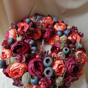 Selyemvirágokkal készült kopogtató őszi színekkel - otthon & életmód - dekoráció - ajtó- és ablak dekoráció - ajtódísz & kopogtató - Meska.hu