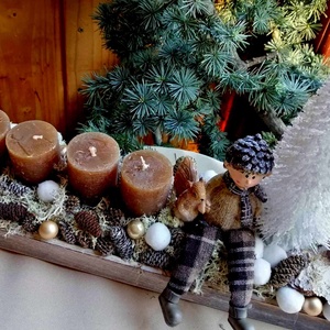 Adventi  dekoráció barna és fehér színekkel, Karácsony, Adventi díszek, Adventi asztaldísz, Virágkötés, MESKA