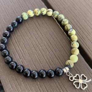 Szerencsét hozó karkötő  - Meska.hu