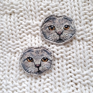 Egyedi bross pár - ékszer - kitűző és bross - kitűző - Meska.hu
