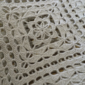 Vastagabb bézs horgolt díszpárna huzat. - otthon & életmód - lakástextil - párna & párnahuzat - díszpárnahuzat - Meska.hu