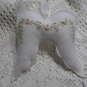 Vintage hímzett angyalszárny,-ajtó,-ablak,-kilincs függődísz. , Otthon & Életmód, Dekoráció, Ajtó- és ablak dekoráció, Ablakdísz, Hímzés, MESKA