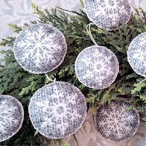 10db filc karácsonyfadísz 199, Karácsony, Karácsonyi lakásdekoráció, Karácsonyfadíszek, Mindenmás, Varrás, MESKA