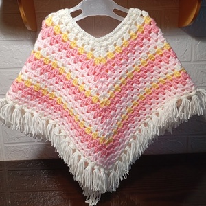 Tavaszi poncsó pici lányoknak - baba - mama - babaruházat - Meska.hu