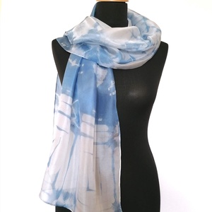 Kék batik selyemsál  - ruha & divat - sál, sapka, kendő - kendő - Meska.hu Kék batik selyemsál  - ruha & divat - sál, sapka, kendő - kendő - Meska.hu