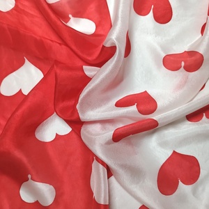 Love selyemkendő  - Meska.hu