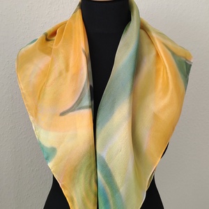 Őszi áramlás selyemkendő , Ruha & Divat, Sál, Sapka, Kendő, Kendő, Selyemfestés, Őszi, meleg színek, egyedi selyemkendő 74x74 cm méretű, kézzel festett darab 

Valódi, 100 % hernyó..., MESKA