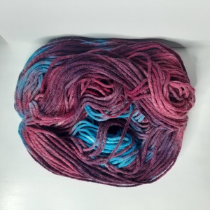 Bíbor színű vadszilva kézzel festett gyapjú fonal 200 g-os motring - kellékek & szerszámok - rövidáru - fonal, cérna - gyapjúfonal - Meska.hu