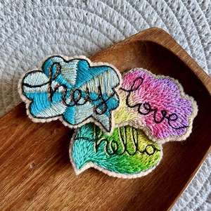 Love you kitűző - esküvő - kiegészítők - kitűző - Meska.hu