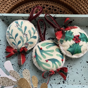 3 festett dísz - karácsony - karácsonyi lakásdekoráció - karácsonyfadíszek - Meska.hu