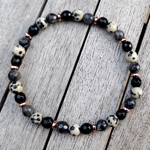 Dalmata jáspis ásványgyöngy karkötő - Meska.hu
